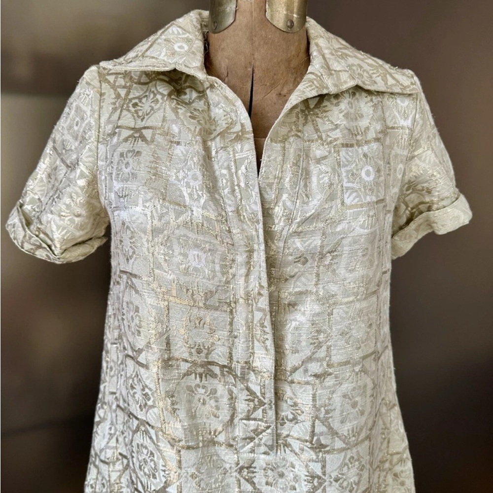 Vintage Diane Von Furstenberg green jacquard(metallic silver lame’)shirt dress 8